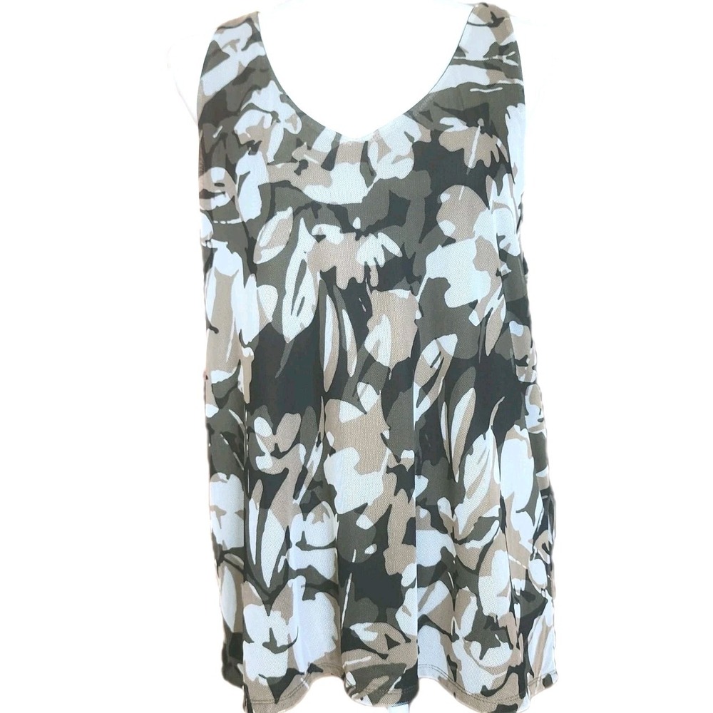 Chico's Tank Top Womens 3 or XL Camouflage Mesh Lined Stretch Casual Outdoor
